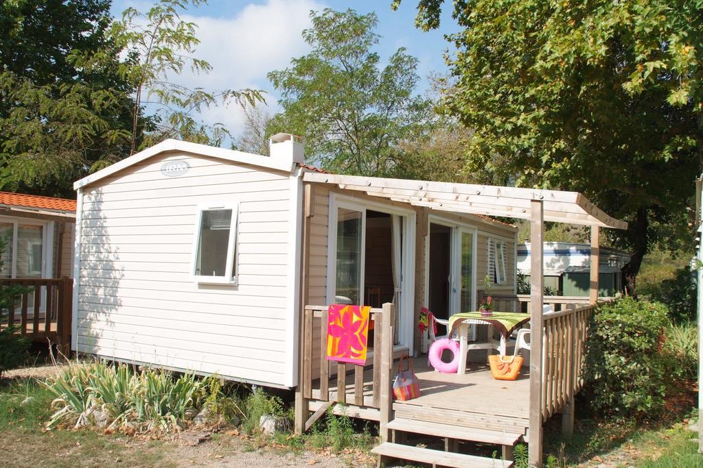 Camping Hotel Les Rives Du Loup Tourrettes-sur-Loup Pokoj fotografie