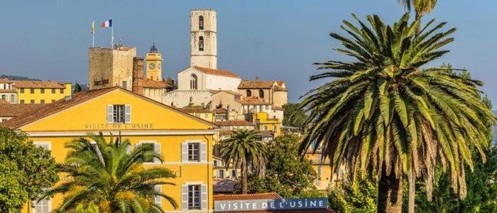 Camping Hotel Les Rives Du Loup Tourrettes-sur-Loup Exteriér fotografie